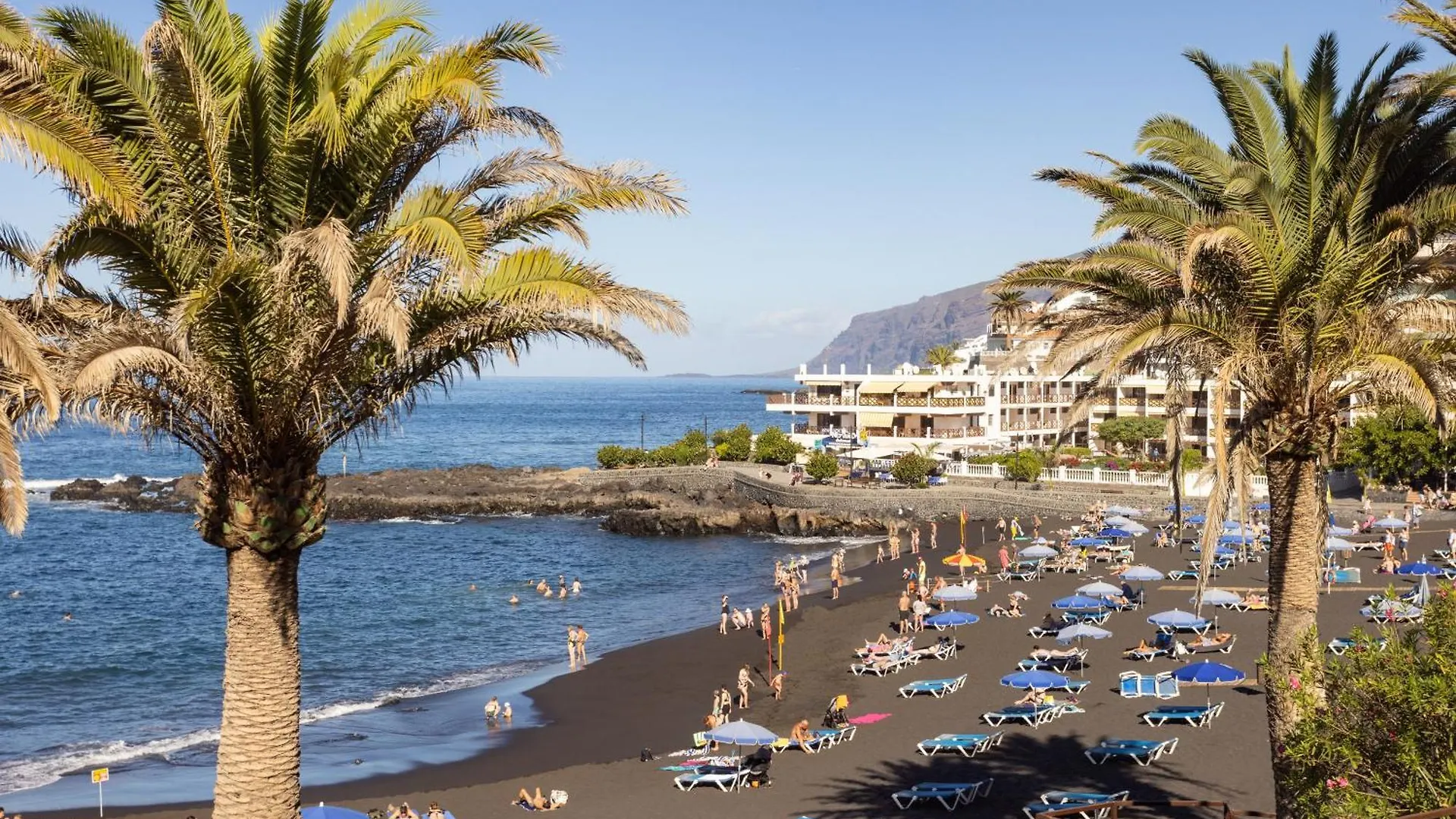 Home2Book Seafront Of La Arena Beach Apt, Pool Puerto de Santiago  Daire Puerto de Santiago (Tenerife)